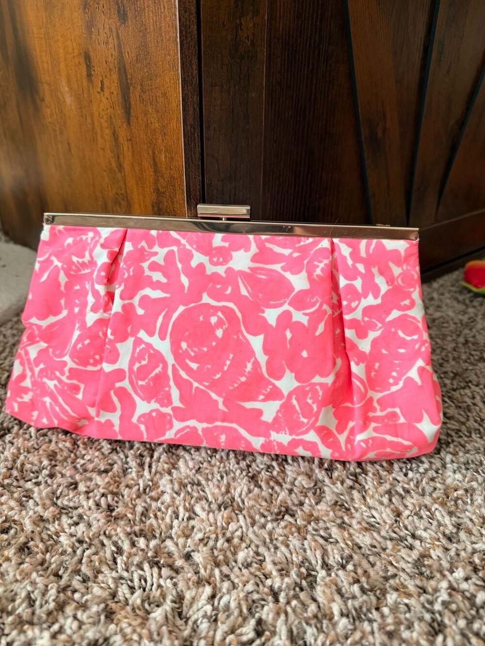 Lilly Pulitzer Flower Printed Clutch Small Pink and white